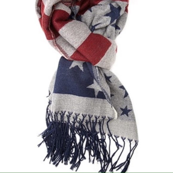 🇺🇸Beautiful🇺🇸American 🇺🇸Flag 🇺🇸Scarf🇺🇸 - Picture 3 of 3